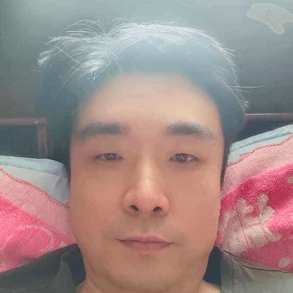 43岁岁河南单身帅哥 - 兰州吉缘网