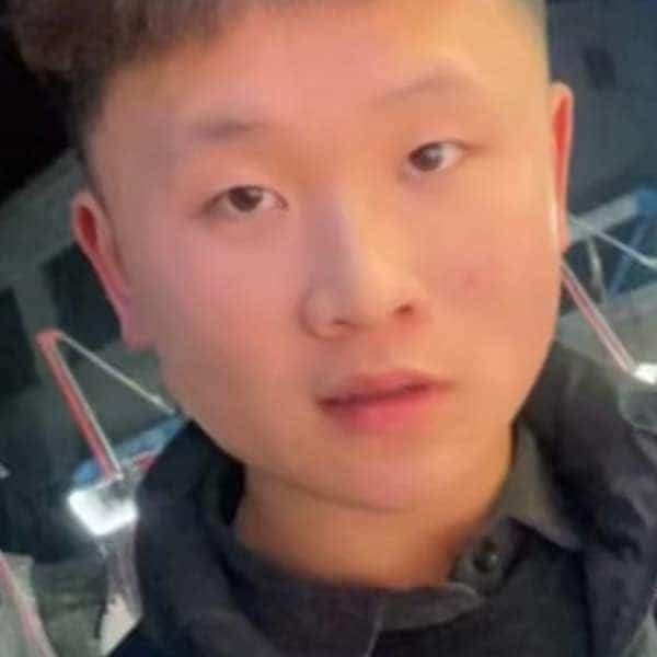 22岁岁河南单身帅哥 - 兰州吉缘网