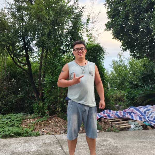 32岁岁浙江单身帅哥 - 兰州吉缘网