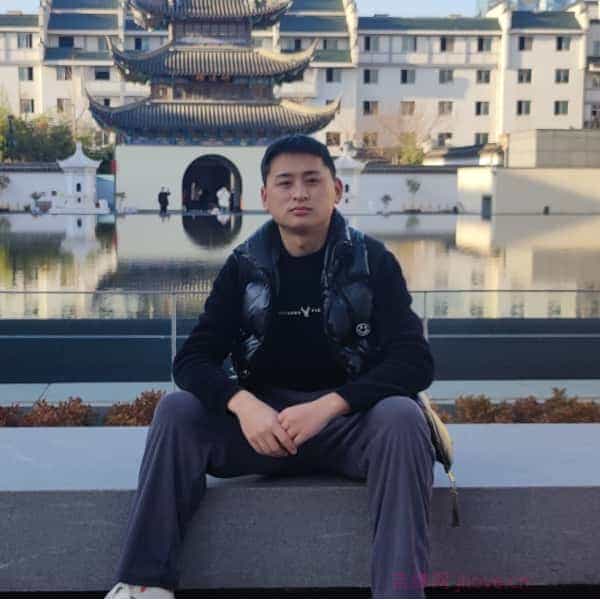 31岁岁湖北单身帅哥 - 兰州吉缘网